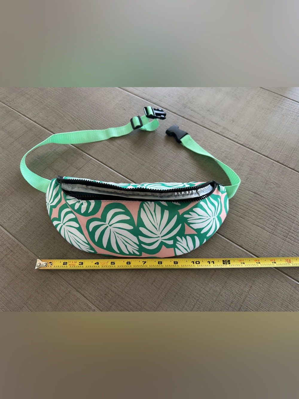 Green Tropical Leaf Print Women's Waist Bag